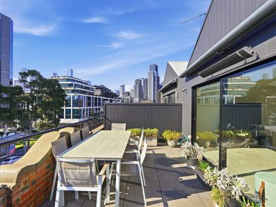 8 / 561 Spencer Street, West Melbourne