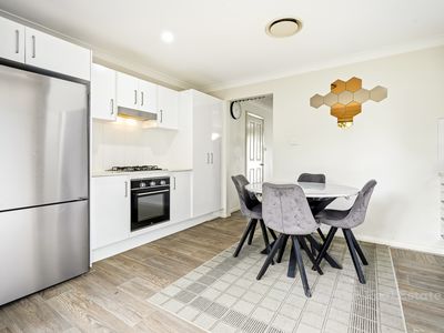 8 / 82 Irwin Street, Werrington