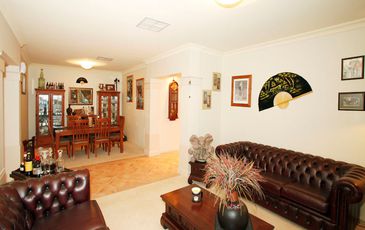 6 Sunhill Court, Beaconsfield