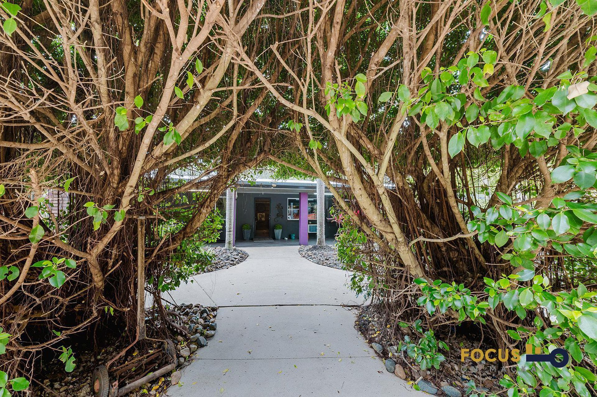 220 Miran Khan Dve, Armstrong Beach