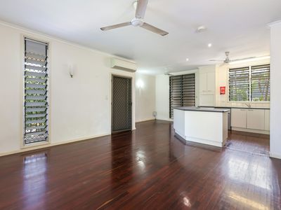30 Kapool Crescent, Malak