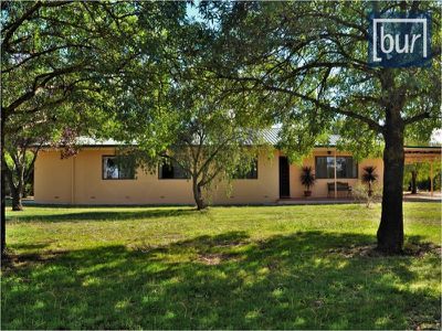 506 Up River Road, Carlyle