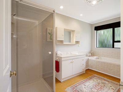 12 Papawai Grove, Waikanae