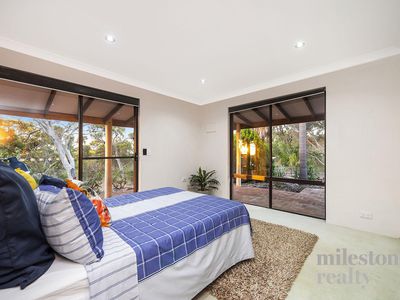305 Holmes Road, Forrestfield