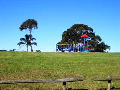 11 Beaton  St, Lake Illawarra
