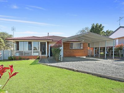 85 Knockator Crescent, Centenary Heights