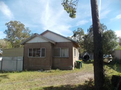 61 Lake Rd, Balcolyn