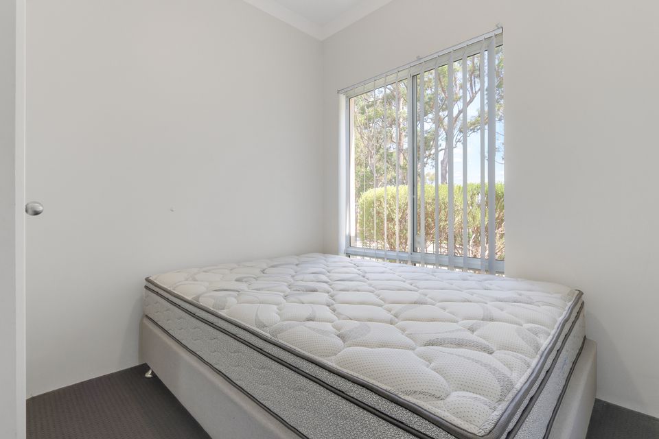 16 Splendour Rd, Baldivis