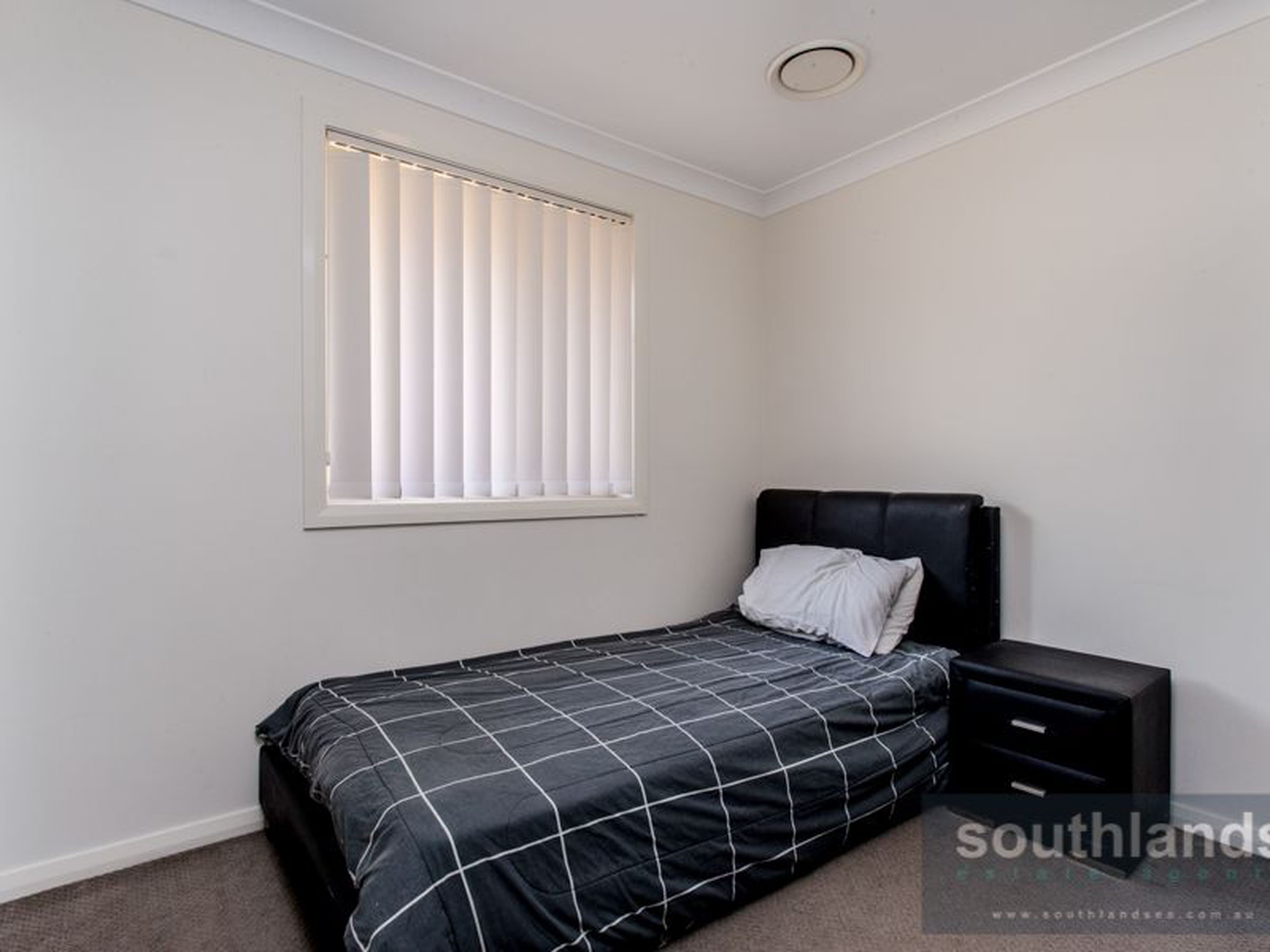 15B Tarrabundi Drive, GLENMORE PARK