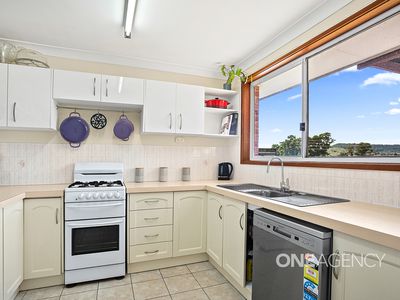 5 / 6 Macleay Place, Albion Park