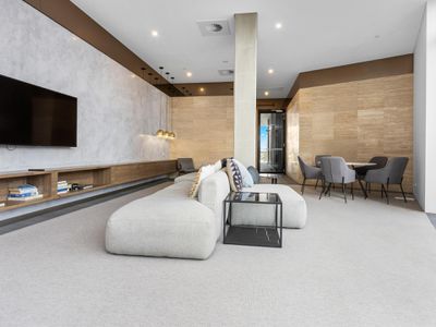 1702 / 63 Kishorn Road, Mount Pleasant