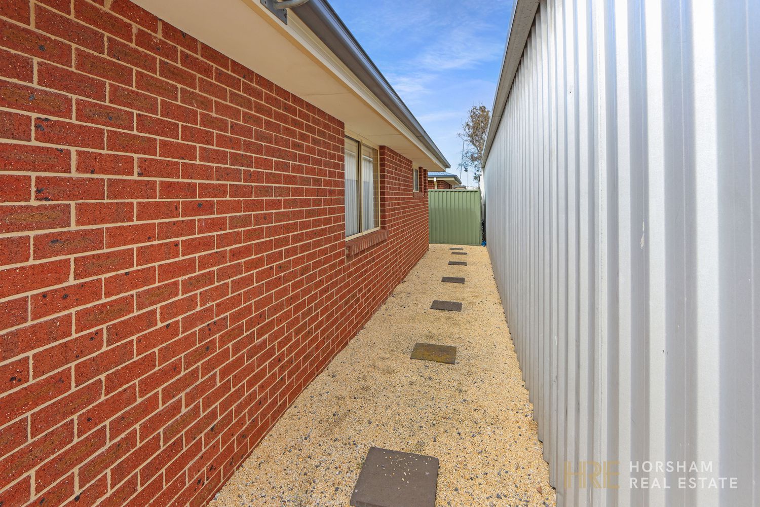 3 / 4 Remlaw Road, Horsham