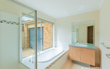 14 Latrobe Avenue, Pakenham