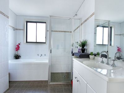 13 / 1 Governors Lane, Wollongong