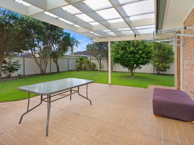 15 Amanda Place, Horsley