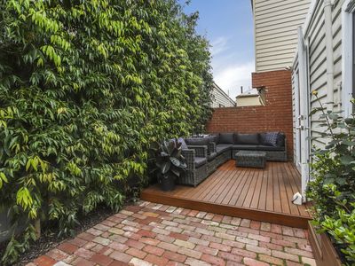 287 Douglas Parade, Newport