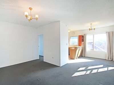 12 / 37 Kings Road, Brighton-le-sands