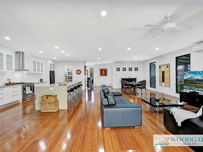 9 Ocean View Dr, Woodgate