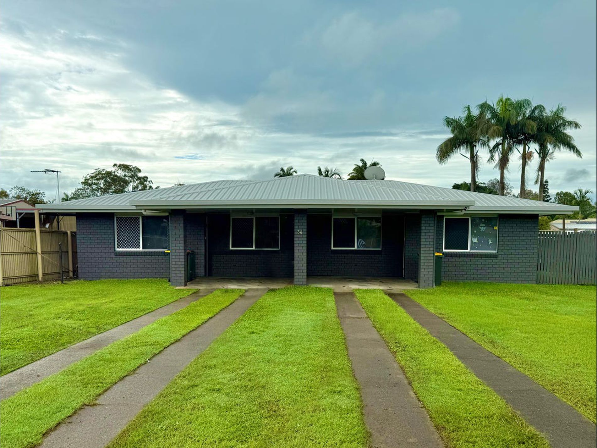 2 / 36 Loudon Street, Glenella