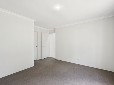 2 / 36 Fifth Road, Armadale