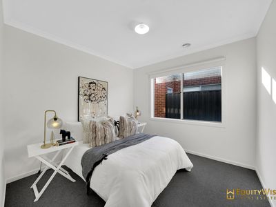 27 Vogue Drive, Wyndham Vale
