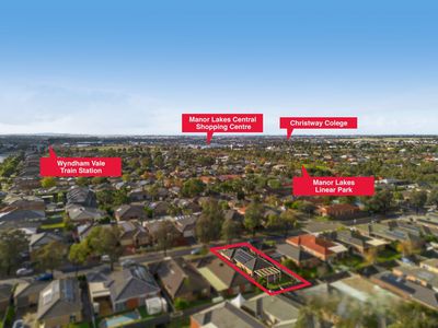 12 Silver Gum Street, Manor Lakes