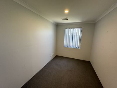 282 Landbeach Boulevard, Alkimos