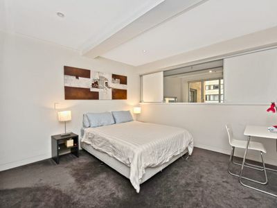 407 / 2 York Street, Sydney