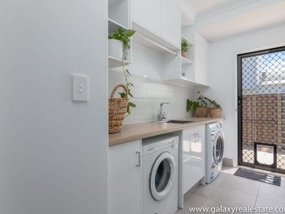 23 Headlands Esplanade, Innes Park