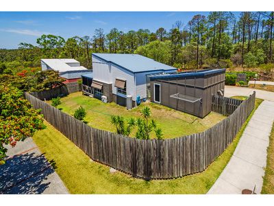2 Norfolk Dr, Pacific Pines