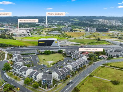 B11/71 Spencer Road, Albany