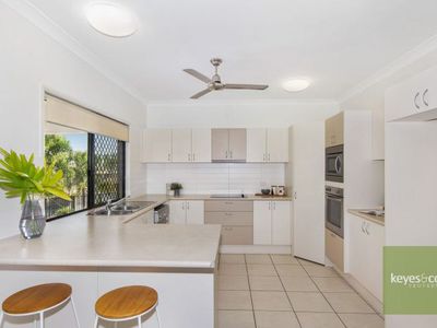 9 Turrella Court, Douglas