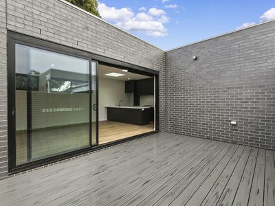 5 / 252 Queen Street, Altona
