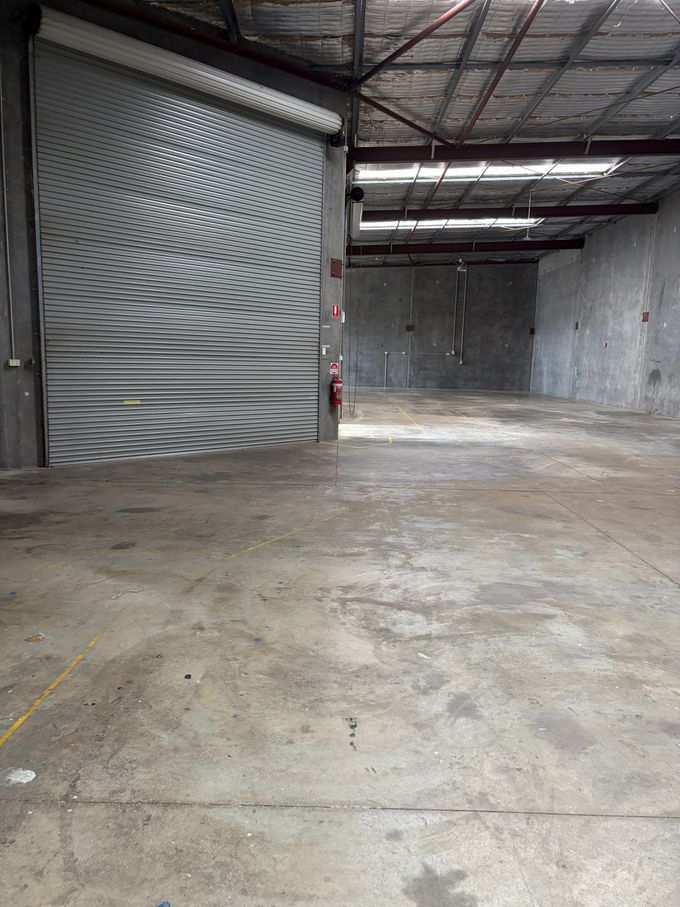 1 / 18 Tectonic Crescent, Kunda Park