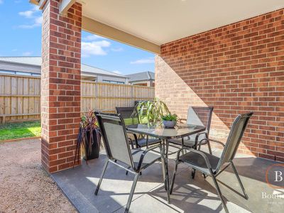 37 Parrot Drive, Weir Views