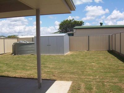 2 / 5 David Place, Kingaroy