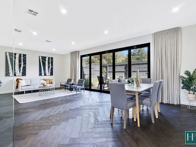 25 MILLICENT AVENUE, Bulleen