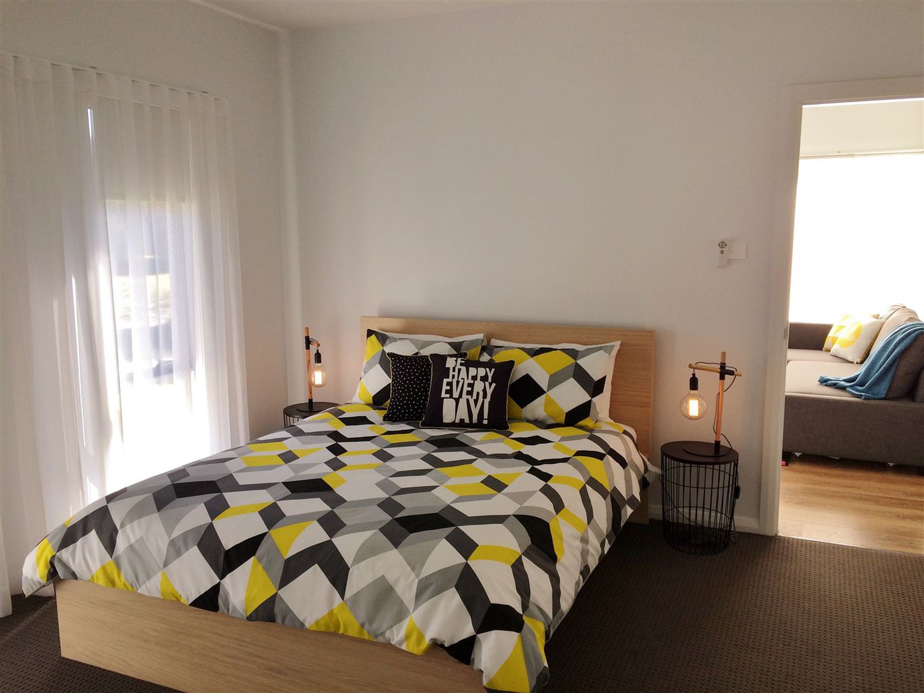 6 Boeing Avenue, Lake Conjola