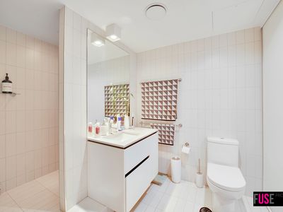 8 / 35 Eastlake Parade, Kingston