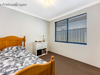 130 Badgerup Avenue, Lakelands