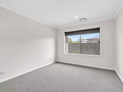 7 Leonard Place, Crookwell