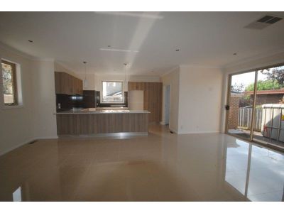 1 / 29 Mountain Ash Avenue, Ashwood