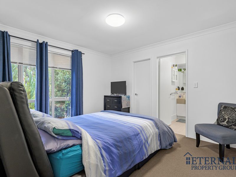 15 Castello Crescent, Byford