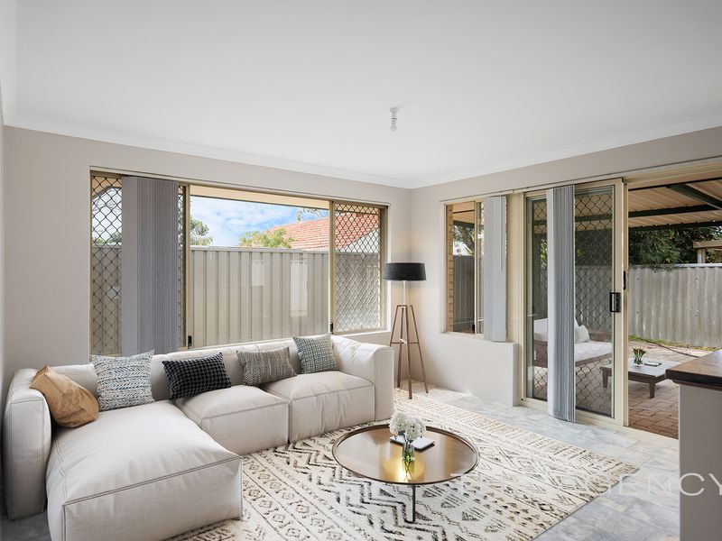 8A Rennie Crescent North, Hilton