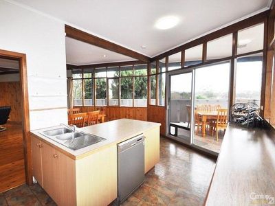 30 Hazelwood Drive, Dubbo