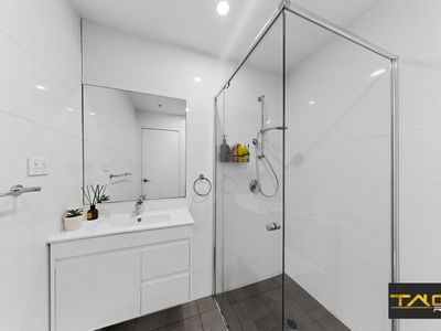 902 / 108 Station St, Wentworthville