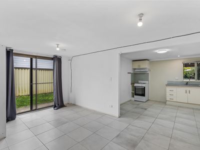 8 William St, Rochedale South