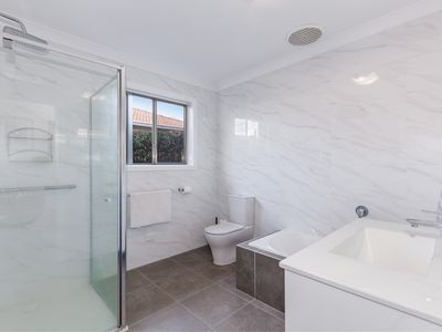 16 Alexander Street, Seymour