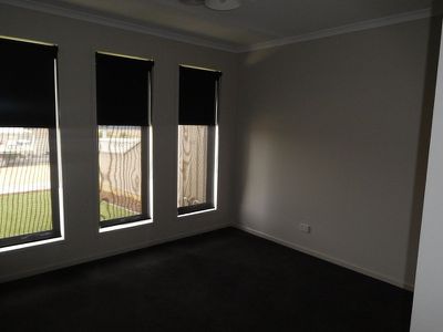 1 / 40 Vine Avenue, Horsham