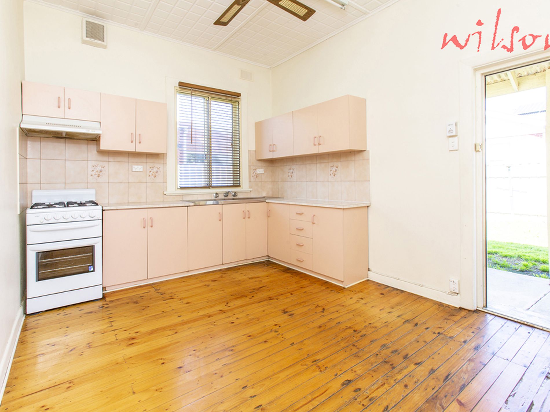 32 Knight Street, West Richmond
